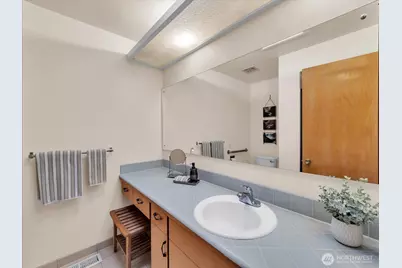 106 165th Avenue SE, Bellevue, WA 98008 - Photo 21