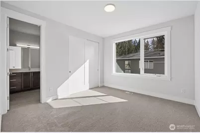 24914 SE 17th Street #2, Sammamish, WA 98075 - Photo 29