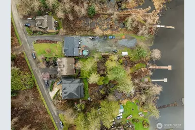 1414 Lake Roesiger Drive, Snohomish, WA 98290 - Photo 29