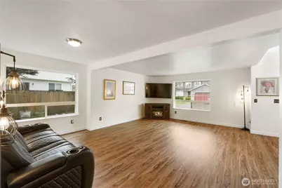 8710 203rd St E, Spanaway, WA 98387 - Photo 5