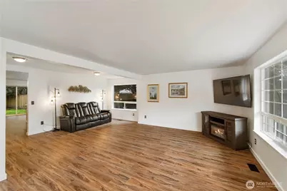 8710 203rd St E, Spanaway, WA 98387 - Photo 7