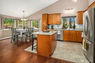 17649 152nd Place SE, Renton, WA 98058 - Photo 9