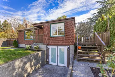 8254 Bagley Avenue N, Seattle, WA 98103 - Photo 1