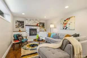 8254 Bagley Ave N, Seattle, WA 98103 - Photo 15