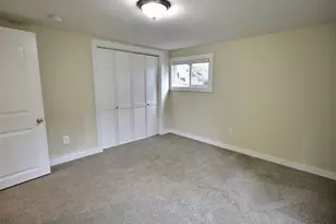 9827 8th Ave NE, Seattle, WA 98115 - Photo 23