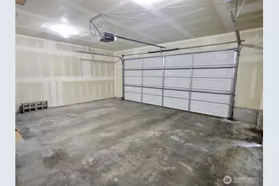 9827 8th Avenue NE, Seattle, WA 98115 - Photo 39