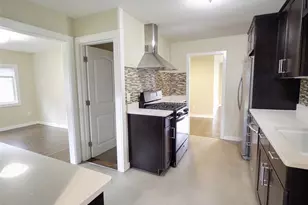 9827 8th Ave NE, Seattle, WA 98115 - Photo 15