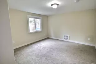 9827 8th Ave NE, Seattle, WA 98115 - Photo 27