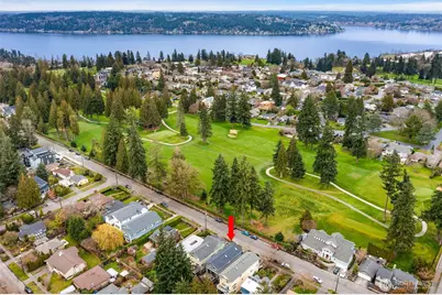 7527 45th Avenue NE, Seattle, WA 98115 - Photo 3