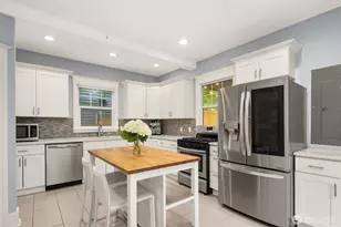 325 23rd Ave E, Seattle, WA 98112 - Photo 5