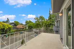 325 23rd Ave E, Seattle, WA 98112 - Photo 27