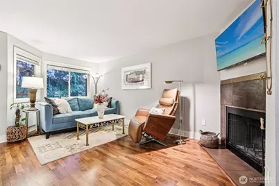 11060 NE 33rd Place #E3, Bellevue, WA 98004 - Photo 5