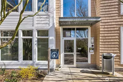 190 Harbor Square Loop NE #C330, Bainbridge Island, WA 98110 - Photo 3