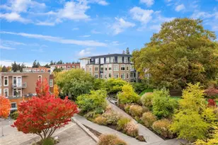 190 Harbor Square Loop NE, Bainbridge Island, WA 98110 - Photo 37