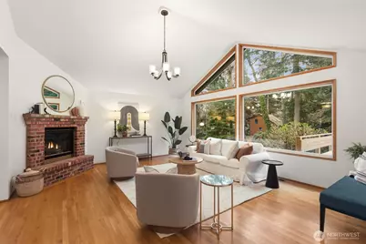 15375 Sunrise Drive NE, Bainbridge Island, WA 98110 - Photo 9