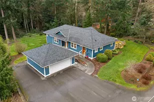 15375 Sunrise Drive NE, Bainbridge Island, WA 98110 - Photo 1
