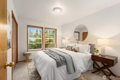 15375 Sunrise Drive NE, Bainbridge Island, WA 98110 - Photo 23