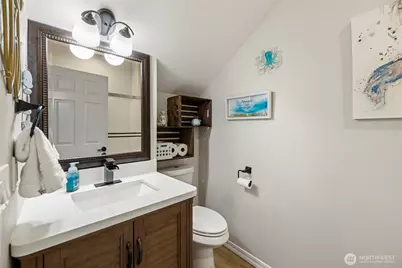 9330 240th Avenue SE, Issaquah, WA 98027 - Photo 17