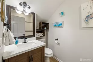 9330 240th Ave SE, Issaquah, WA 98027 - Photo 17