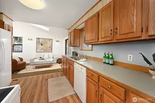 2315 N 171st St, Shoreline, WA 98133 - Photo 5