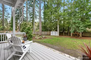 8757 NE Rosario Pl, Bainbridge Island, WA 98110 - Photo 39