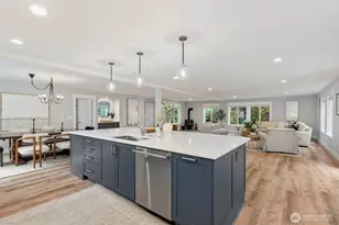 8757 NE Rosario Pl, Bainbridge Island, WA 98110 - Photo 11