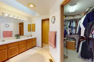 1704 Field Pl NE, Renton, WA 98059 - Photo 21