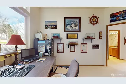 1704 Field Place NE, Renton, WA 98059 - Photo 25