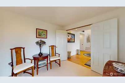 1704 Field Place NE, Renton, WA 98059 - Photo 5