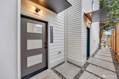 4048 32nd Avenue W #B, Seattle, WA 98199 - Photo 1
