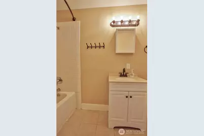 7891 San Juan Avenue, Clinton, WA 98236 - Photo 15