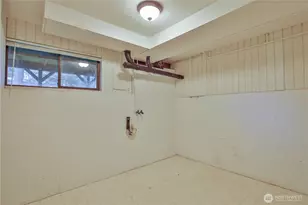 7891 San Juan Ave, Clinton, WA 98236 - Photo 21