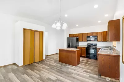 950 K Street SE, Ephrata, WA 98823 - Photo 11