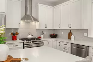 12729 NE 103rd Pl, Kirkland, WA 98033 - Photo 15