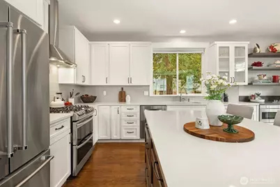 12729 NE 103rd Place, Kirkland, WA 98033 - Photo 13