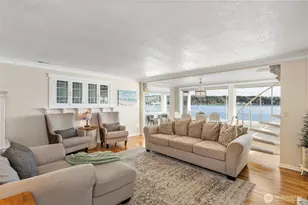 609 Shore Dr, Bremerton, WA 98310 - Photo 13