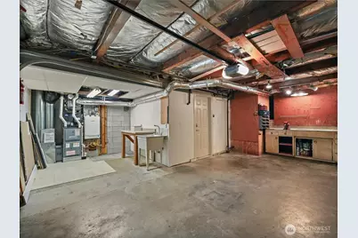 114 S 212th Street, Des Moines, WA 98198 - Photo 35