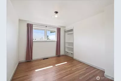 114 S 212th Street, Des Moines, WA 98198 - Photo 15