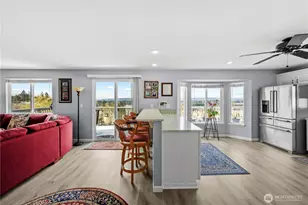 8612 76th Ave NE, Marysville, WA 98270 - Photo 11