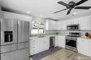 8612 76th Ave NE, Marysville, WA 98270 - Photo 9