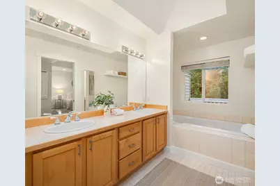 10007 NE 37th Court, Kirkland, WA 98033 - Photo 19