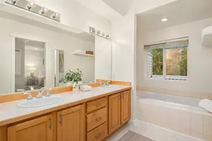 10007 NE 37th Ct, Kirkland, WA 98033 - Photo 19