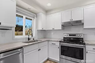 4825 145th St NE, Marysville, WA 98271 - Photo 13