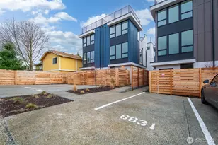 8831 B Wallingford Ave N, Seattle, WA 98103 - Photo 31