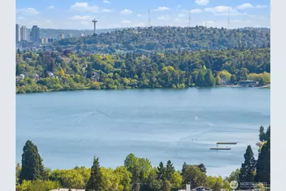 8831 B Wallingford Avenue N, Seattle, WA 98103 - Photo 23