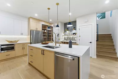 9016 124th Lane NE, Kirkland, WA 98033 - Photo 15