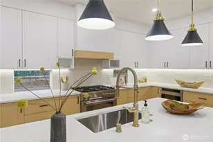 9016 124th Ln NE, Kirkland, WA 98033 - Photo 13