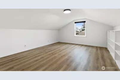 9444 26th Avenue SW, Seattle, WA 98106 - Photo 11