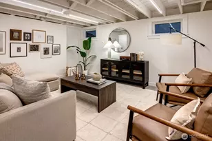 2103 5th Ave N, Seattle, WA 98109 - Photo 29