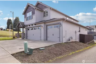 4407 N Ridgefield Woods Drive, Ridgefield, WA 98642 - Photo 3